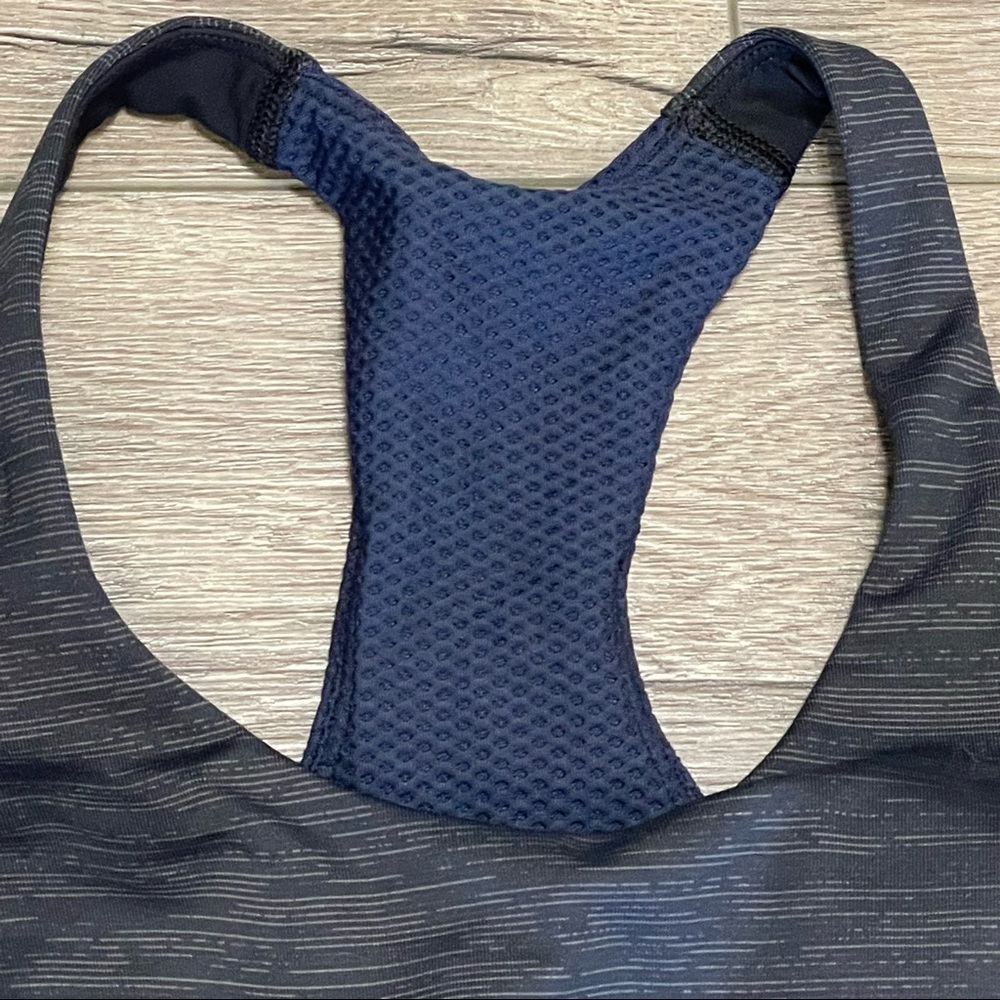 OUTDOOR VOICES Doing Things Sports Bra Black Blue Sz XS Mesh Racerback Yoga. - Picture 3 of 6